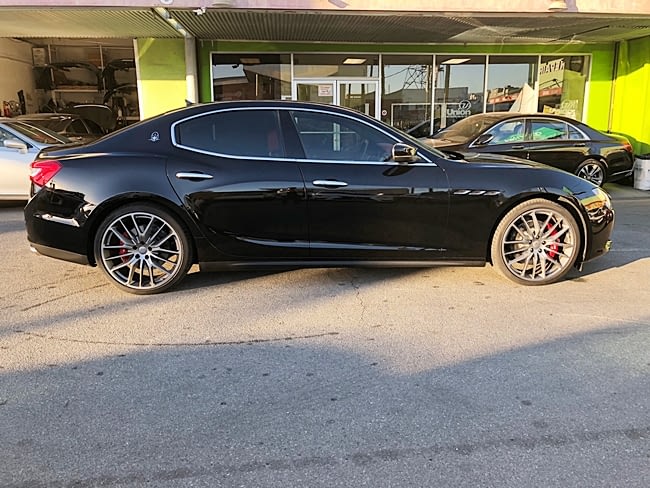 2017 Maserati Ghibli SQ4 Blue 1,694 Miles